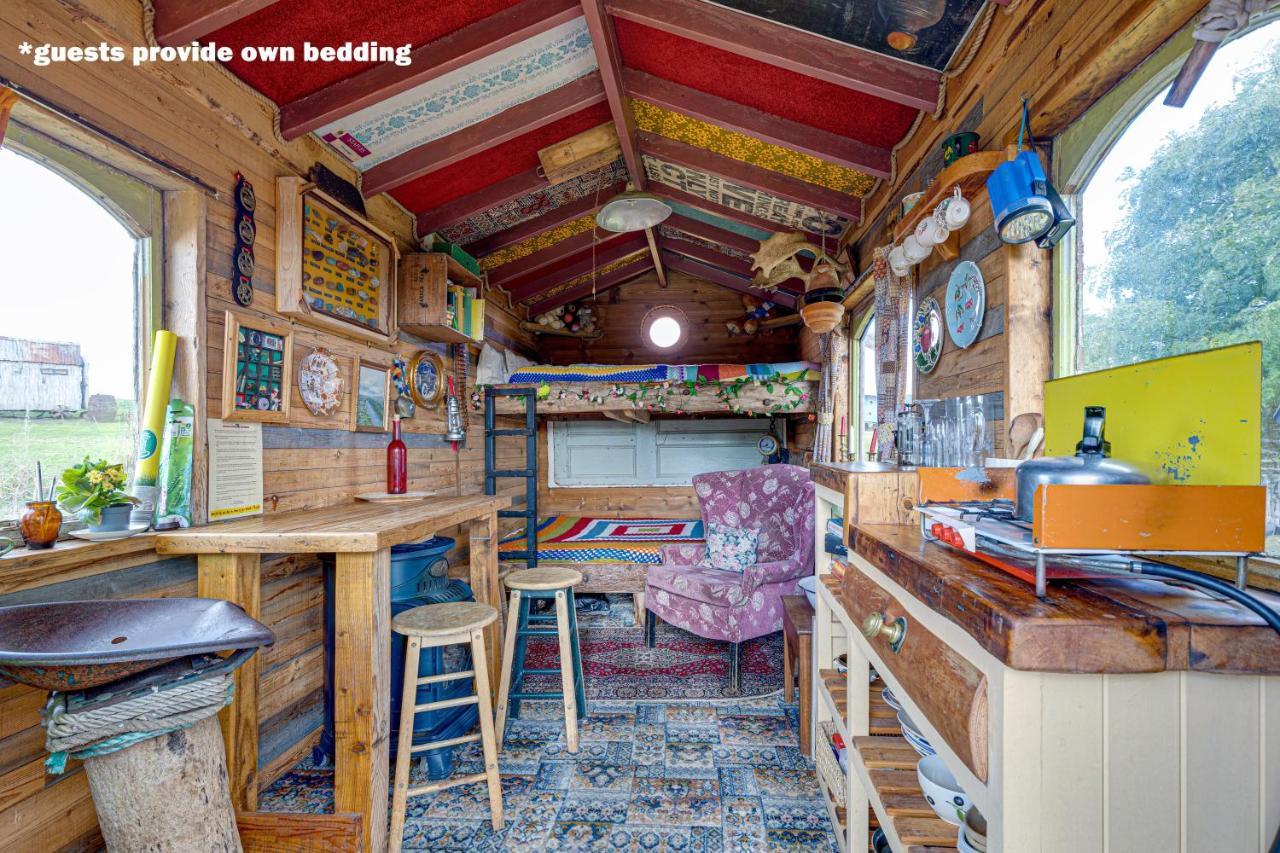 2 X Double Bed Glamping Wagon In Dalby Forest Scarborough Exterior photo